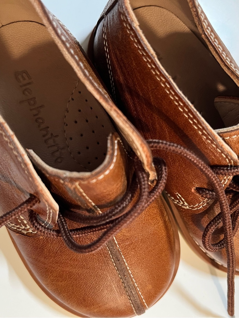 Elephantito Brown Leather Chukka Boots with Contrast Stitching size 5c